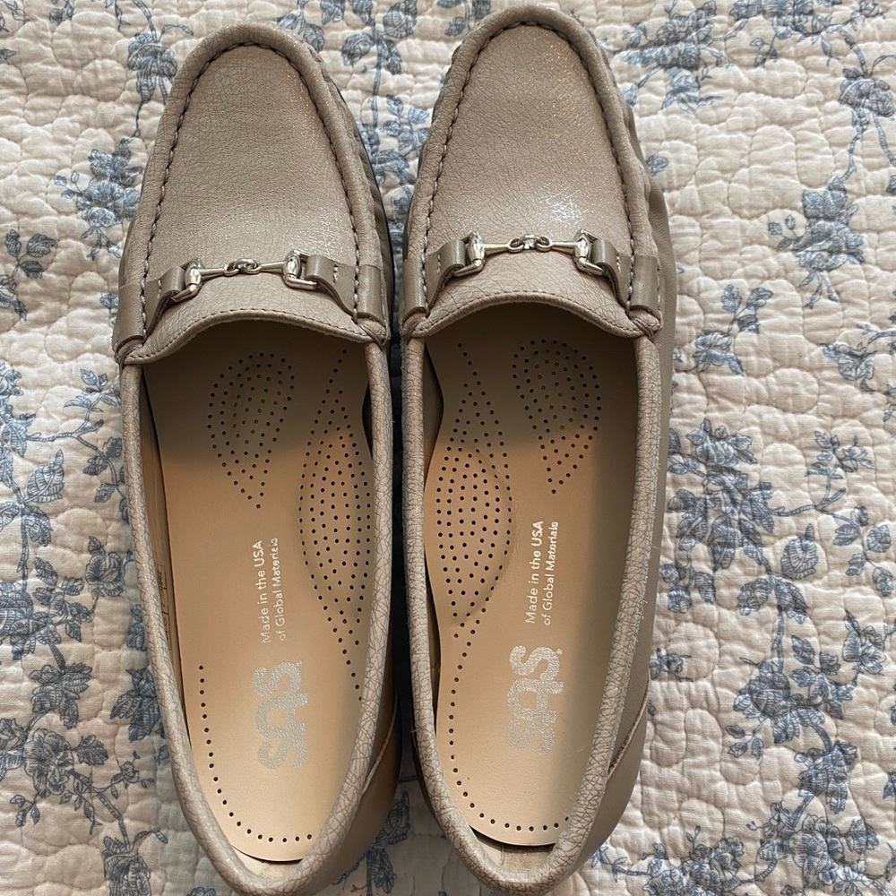 SAS Metro Slip On Loafer Taupe/Champagne Size 8.5 Made in USA - Picture 6 of 9